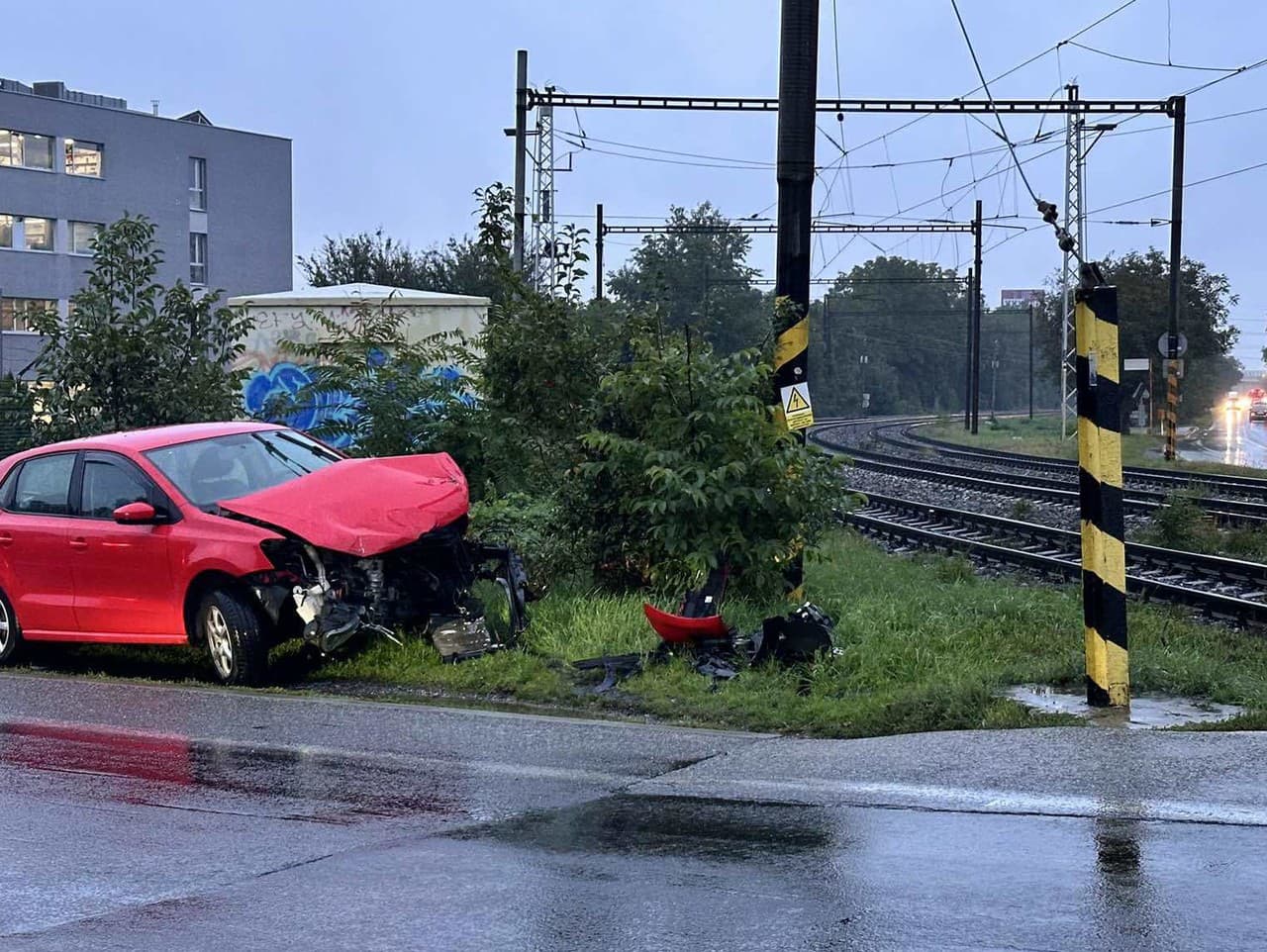 Dopravná nehoda na železničnom priecestí v Bratislave