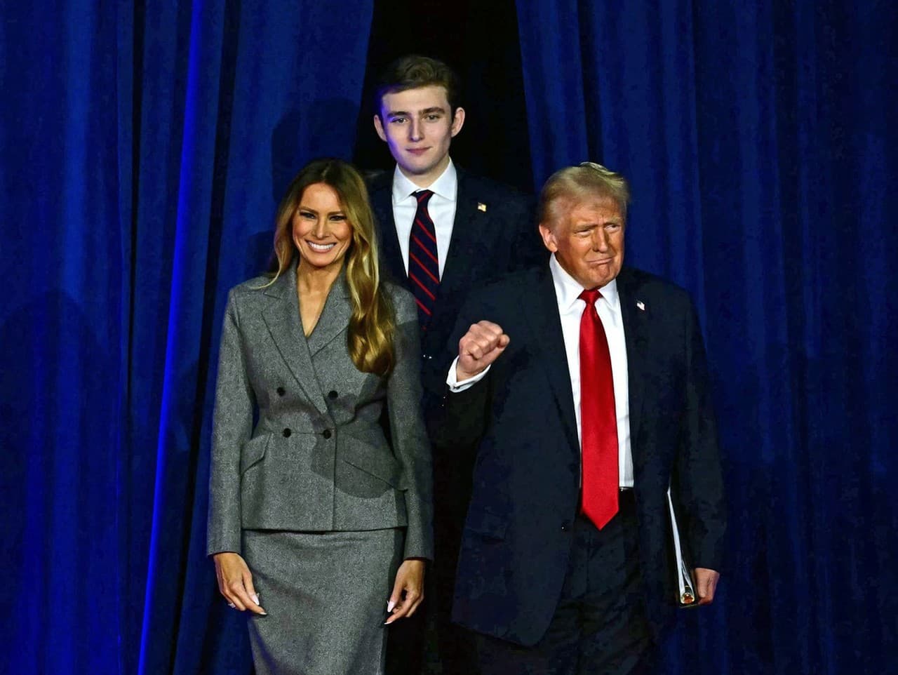 Barron Trump prerástol svojich rodičov.