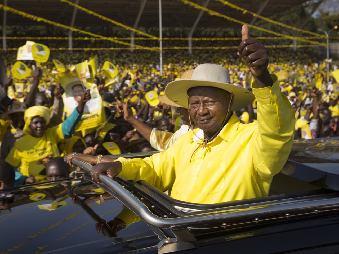 Staronovým prezidentom sa stal Yoweri Museveni