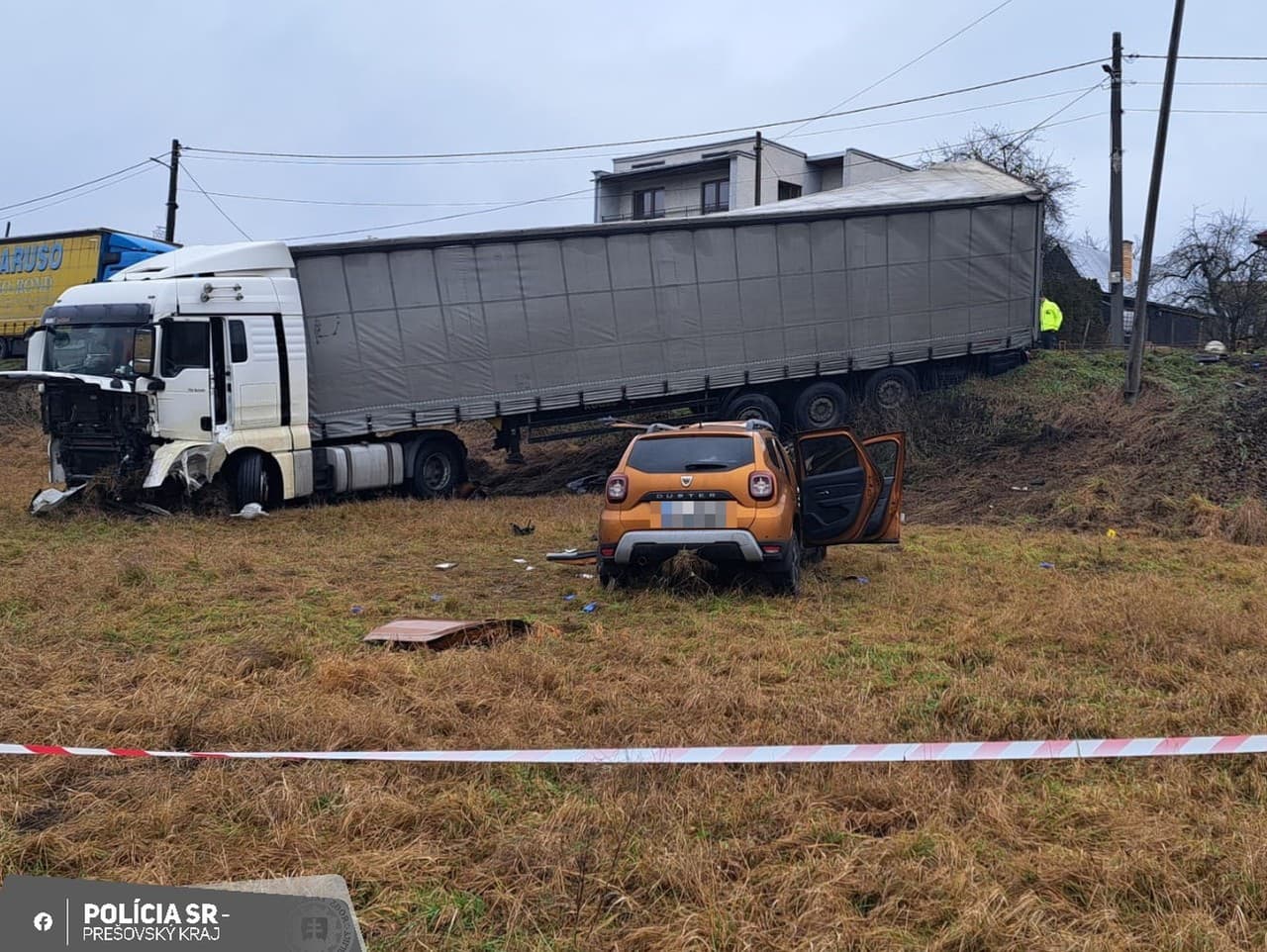 Čelná zrážka v okrese Svidník si vyžiadala jednu obeť