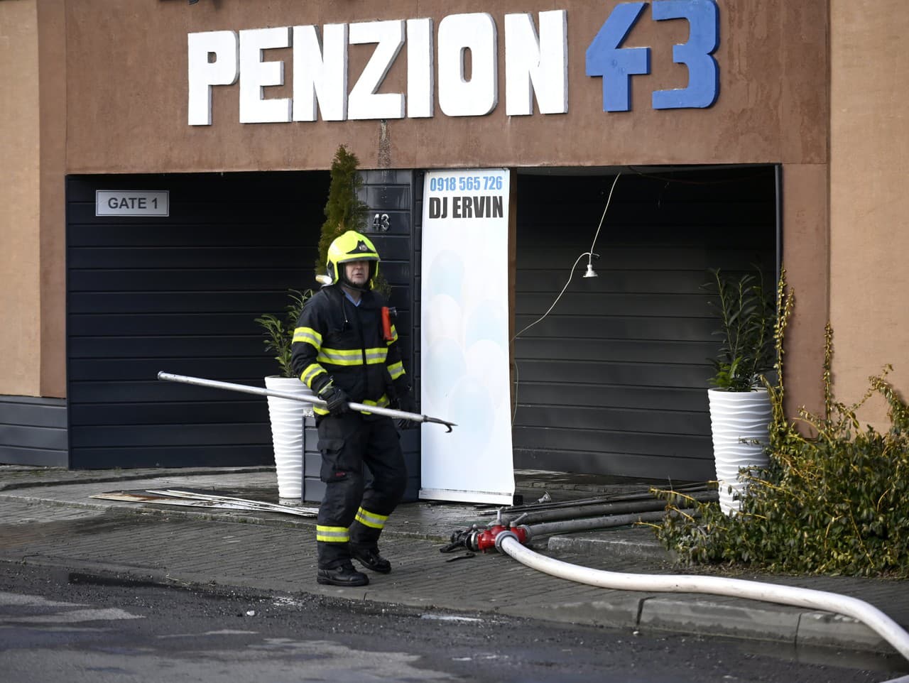 Požiar penziónu na Kúpeľskej ulici v Sobranciach.