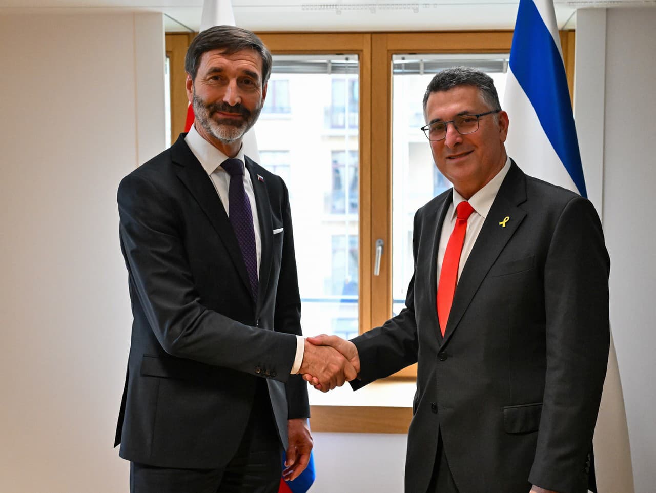 Minister zahraničných vecí a európskych záležitostí SR Juraj Blanár a izraelský minister zahraničných vecí Gideon Saar