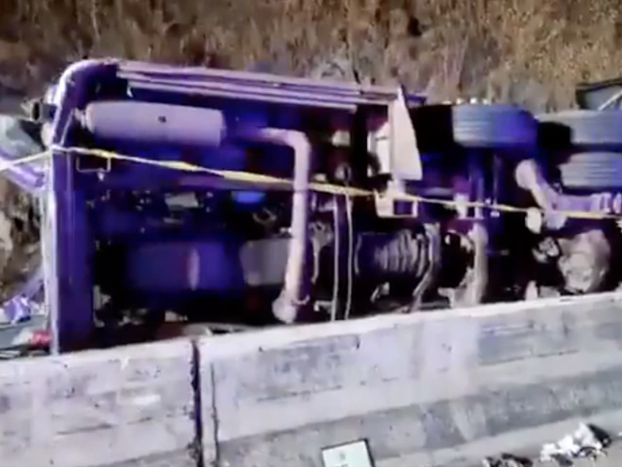 V Thajsku sa prevrátil autobus