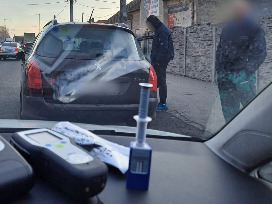 Vodič jazdil bez vodičského preukazu a pod vplyvom drog