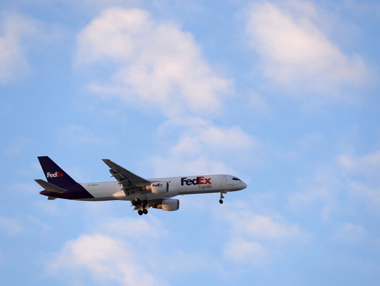 Nákladné lietadlo spoločnosti FedEx.