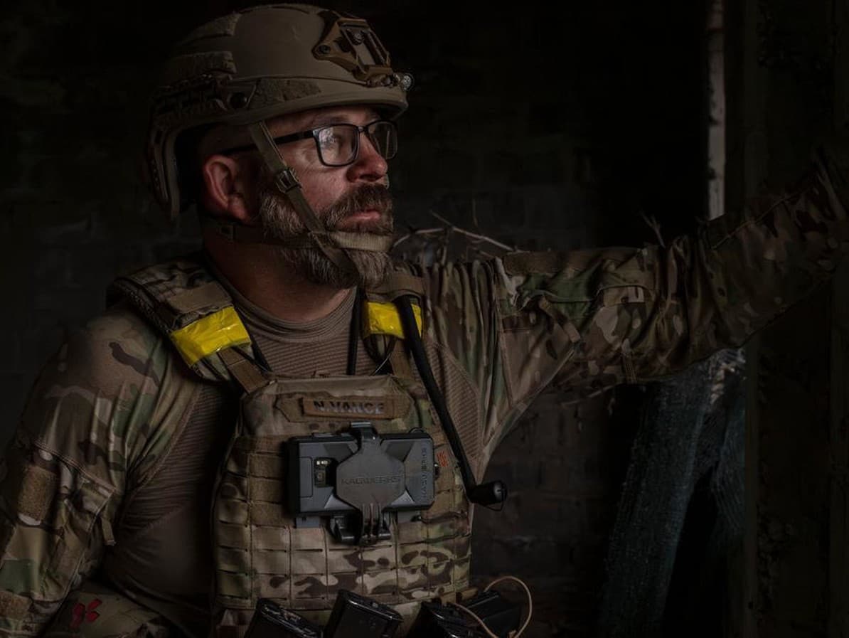 Bratranec JD Vancea bojoval na Ukrajine 3 roky, pokúšal sa s ním spojiť, no márne