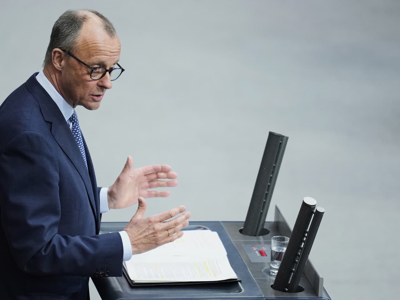 Nemecký opozičný líder a predseda nemeckých kresťanských demokratov (CDU) Friedrich Merz
