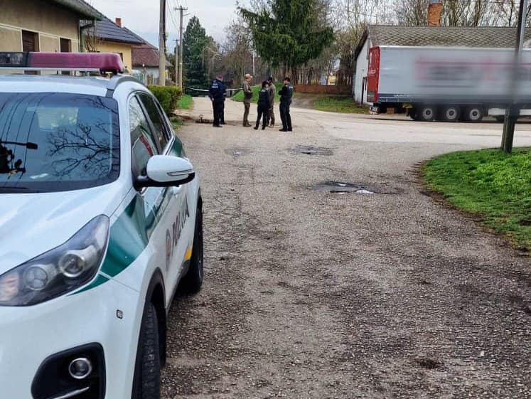 Pri výkopových prácach v obci Svodín v Novozámockom okrese bola nájdená letecká bomba z druhej svetovej vojny