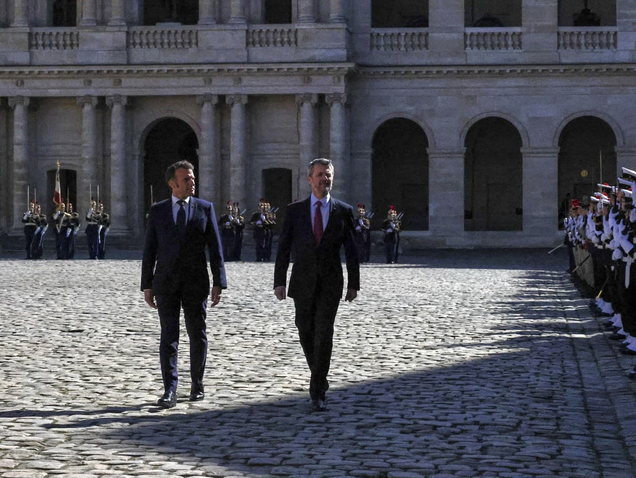 Emmanuel Macron a Frederik X