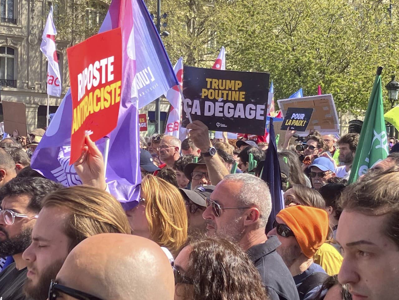 Protesty vo Francúzsku na podporu Marine Le Penovej