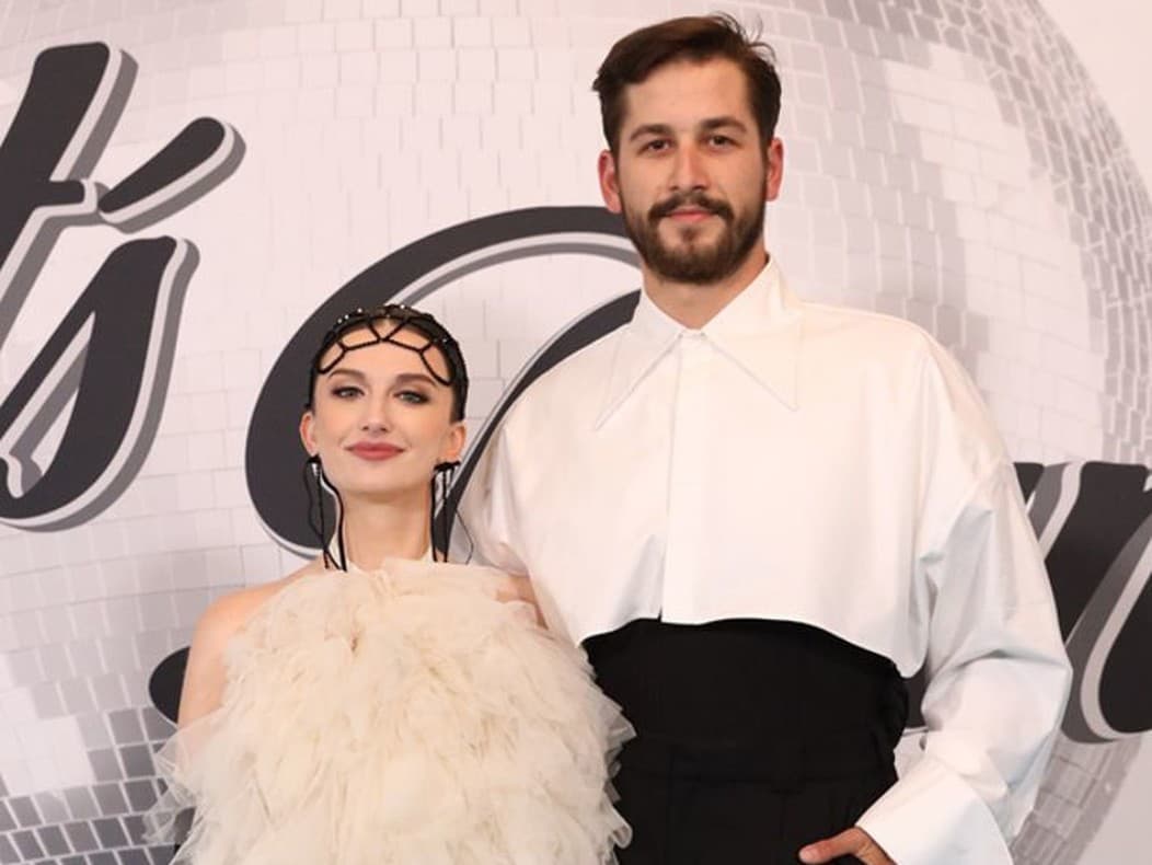Móda zo šiesteho kola Let's Dance. Na snímke Petra Dubayová, Jakub Jablonský