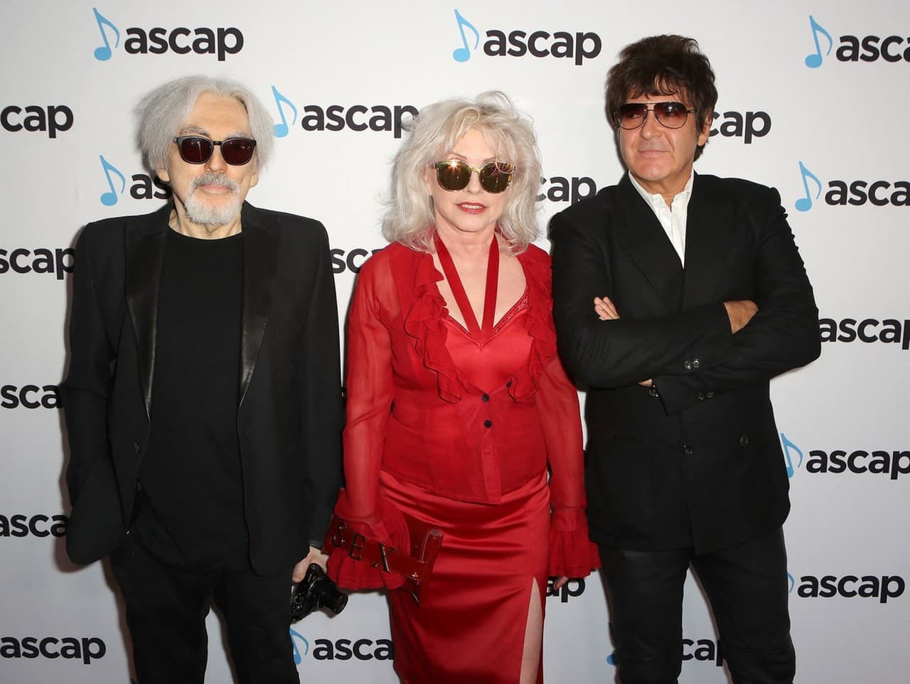 Zľava Chris Stein, Debbie Harry, Clem Burke 