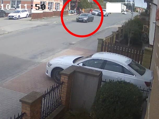 Auto sa začalo pohybovať spontánne, vodička sa neobťažovala ani zakričať