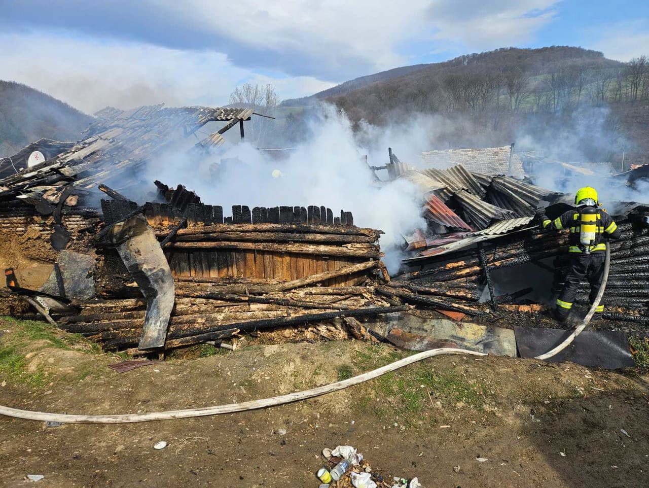 požiar príbytkov v Kobeliarove