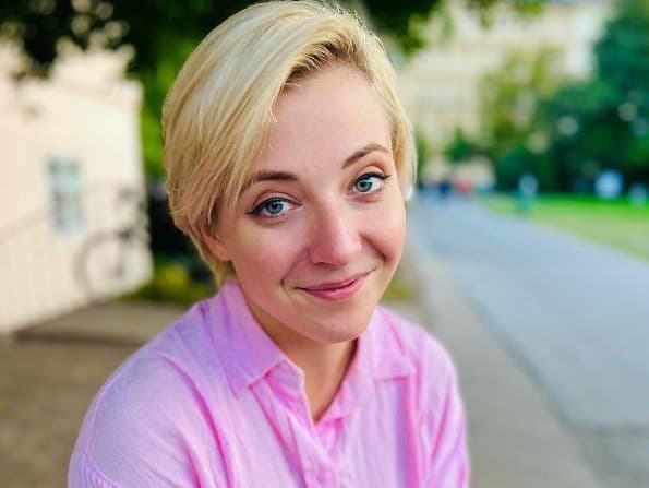 Anna Julia Slováčková (†29) 