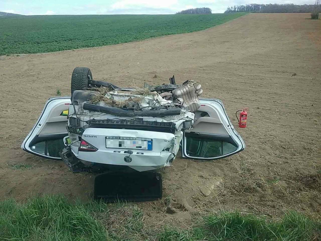 Nehoda pri Trenčianskych Miticiach 