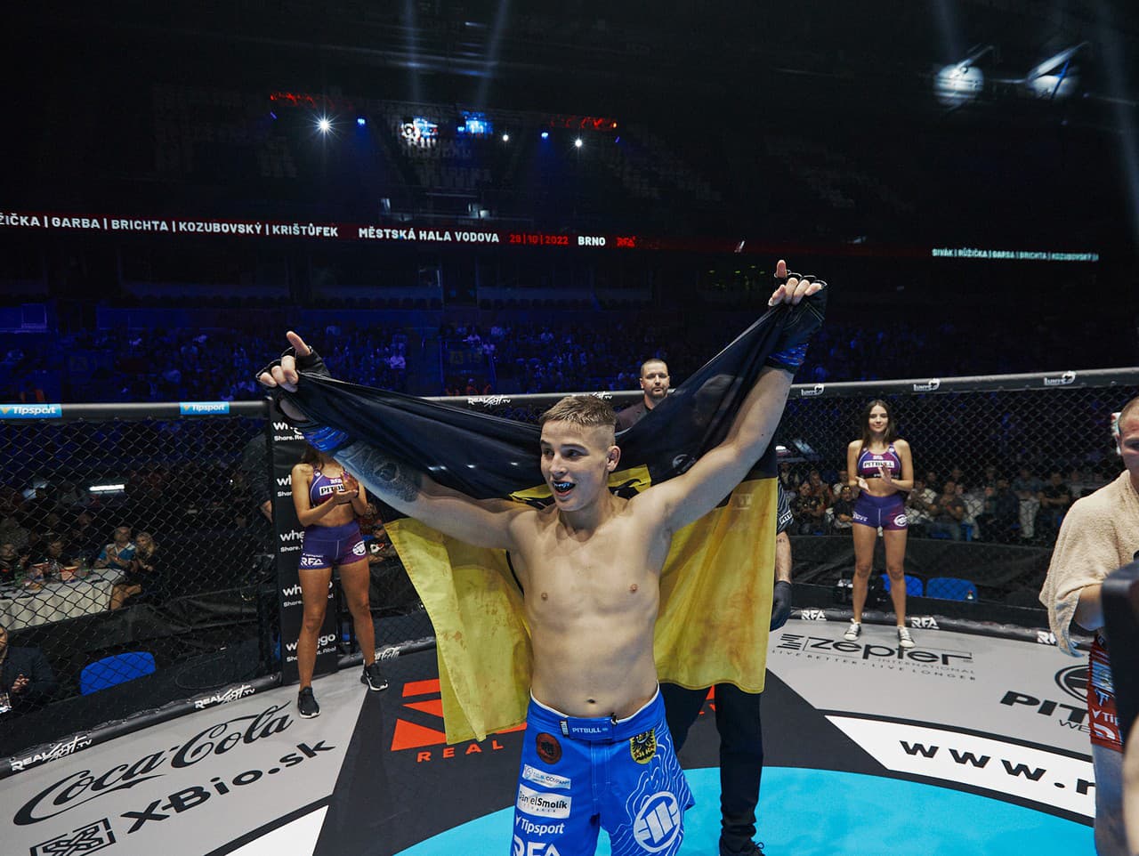 Unbeaten Czech Talent vs. Former UFC Fighter - News Directory 3