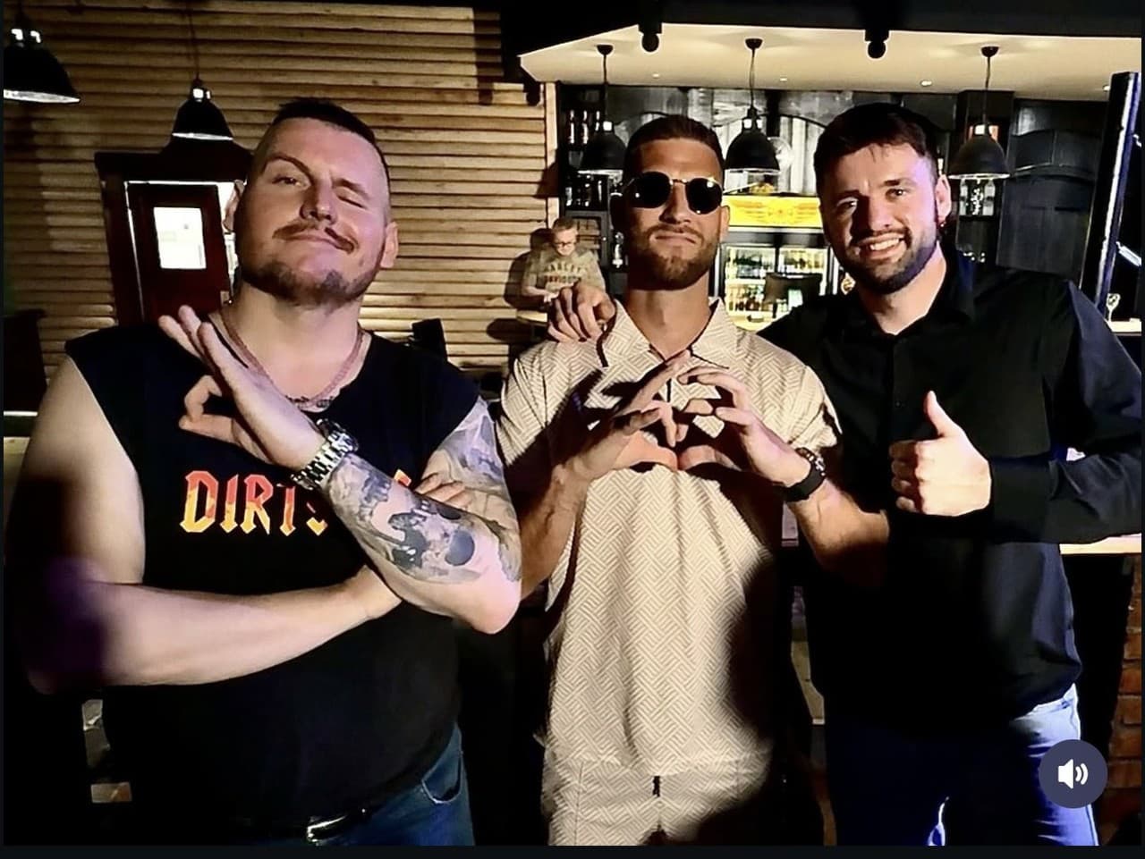 Uzavretá debata s Danielom Bombicom, Filipom Sulíkom a Martinom Kližanom.