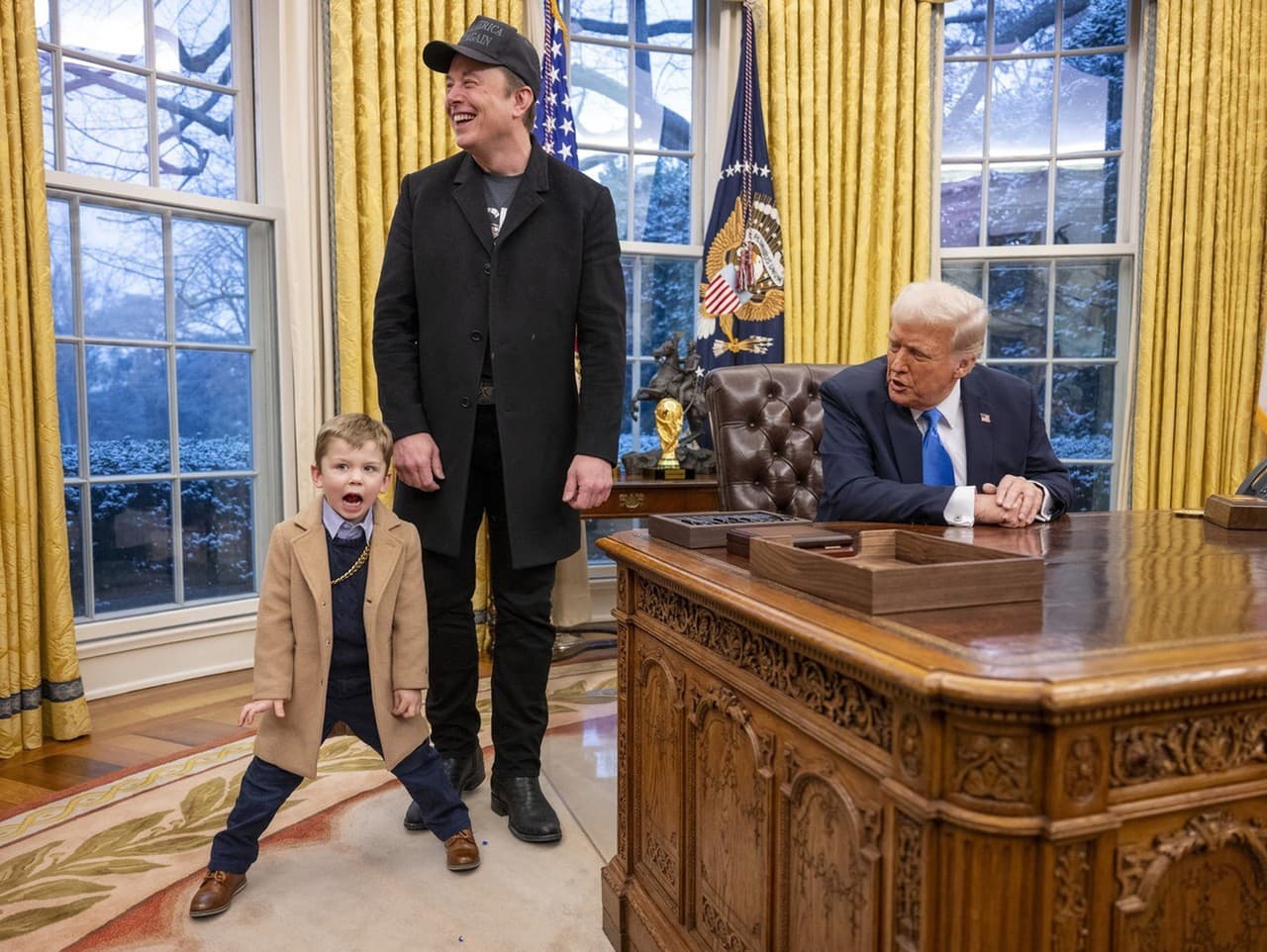 X Æ A-Xii ukradol Muskovi a Trumpovi šou.