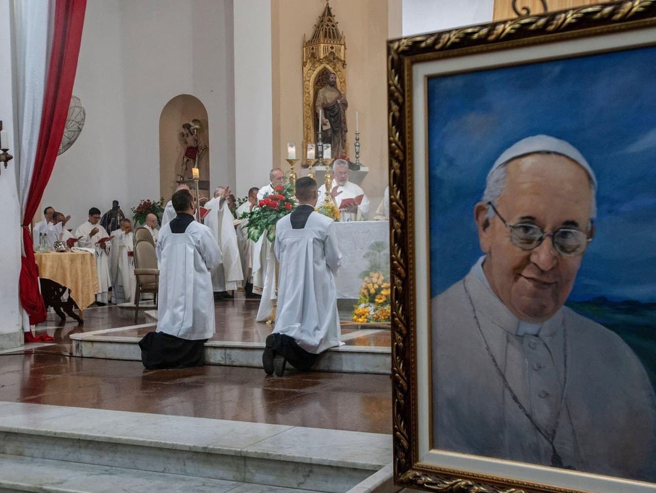 Pápež František zomrel vo veku 88 rokov.
