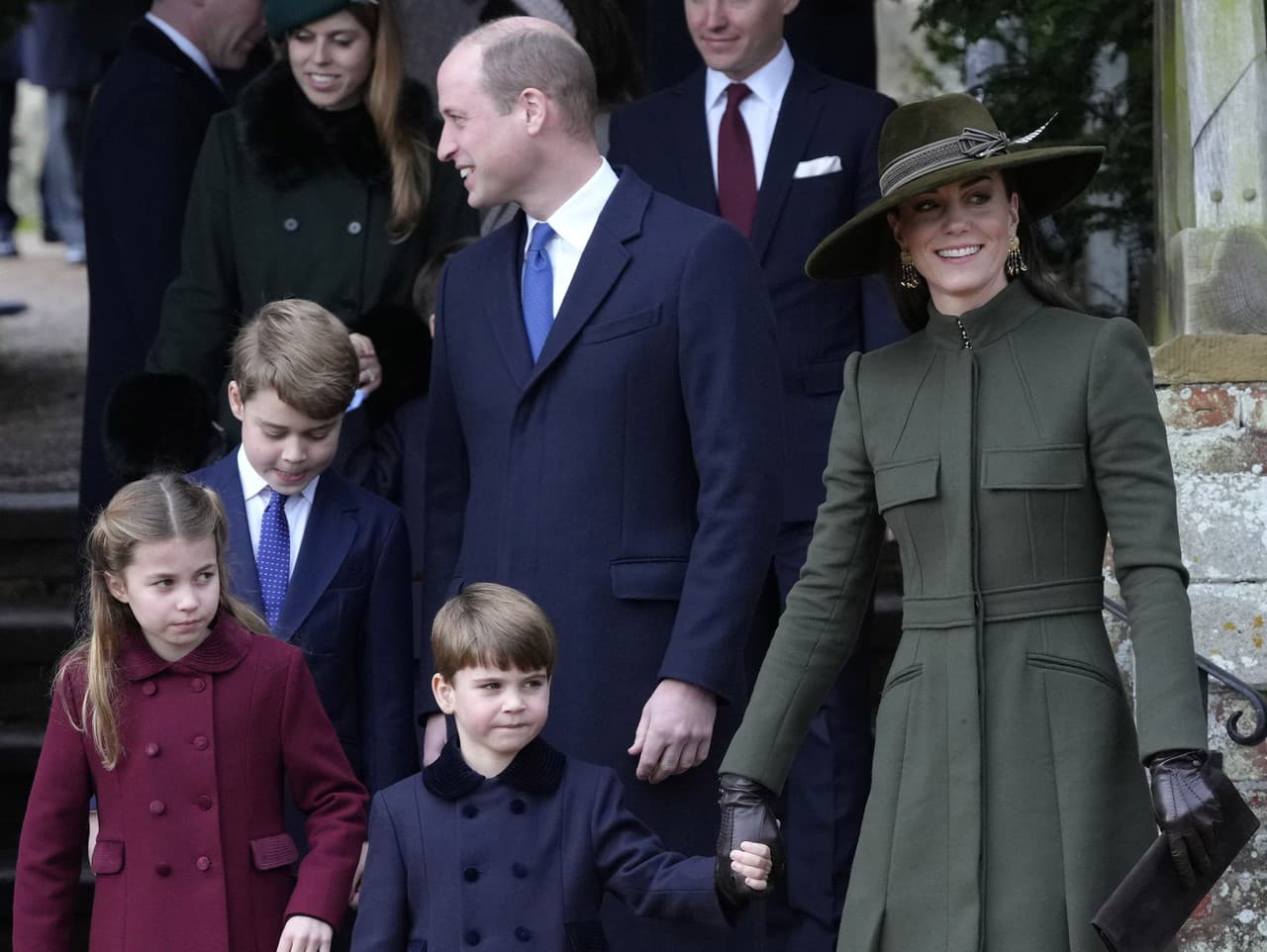 Princ William s manželkou Kate a ich deťmi