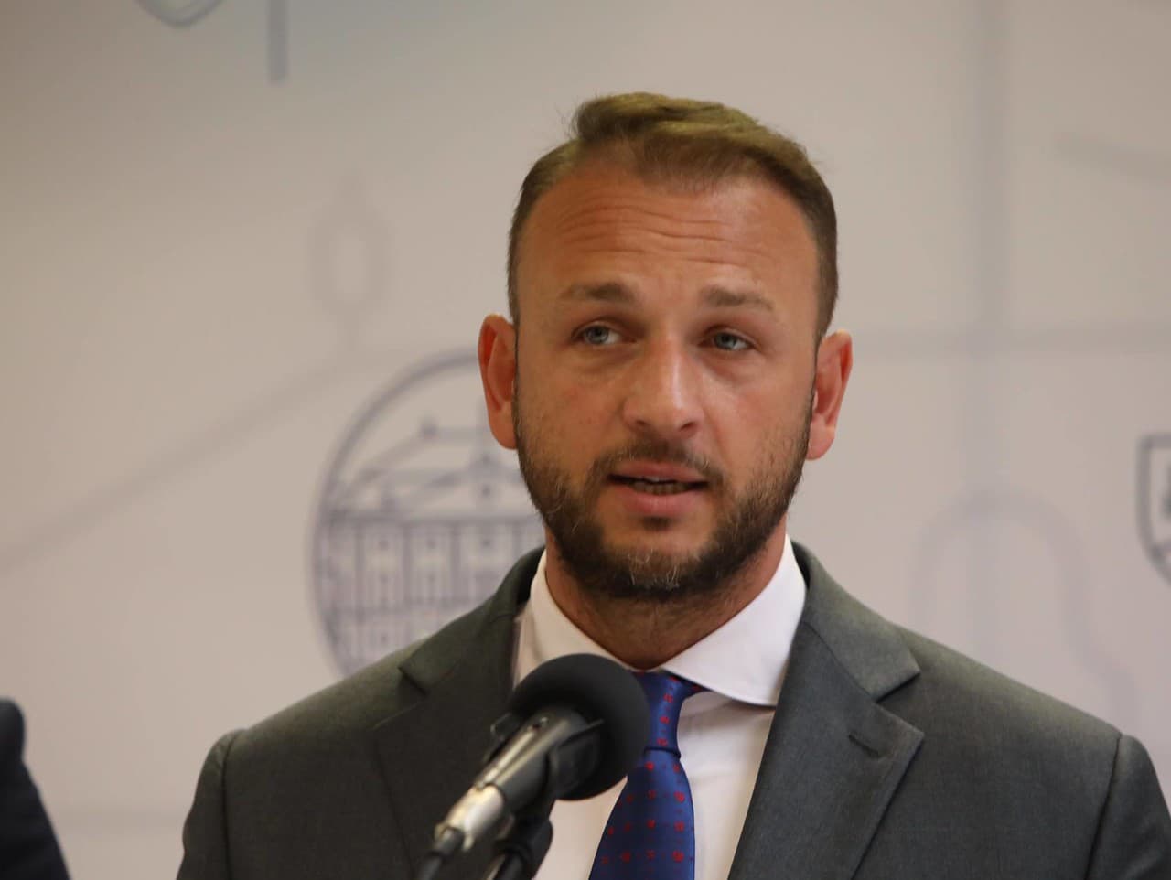 Matúš Šutaj Eštok