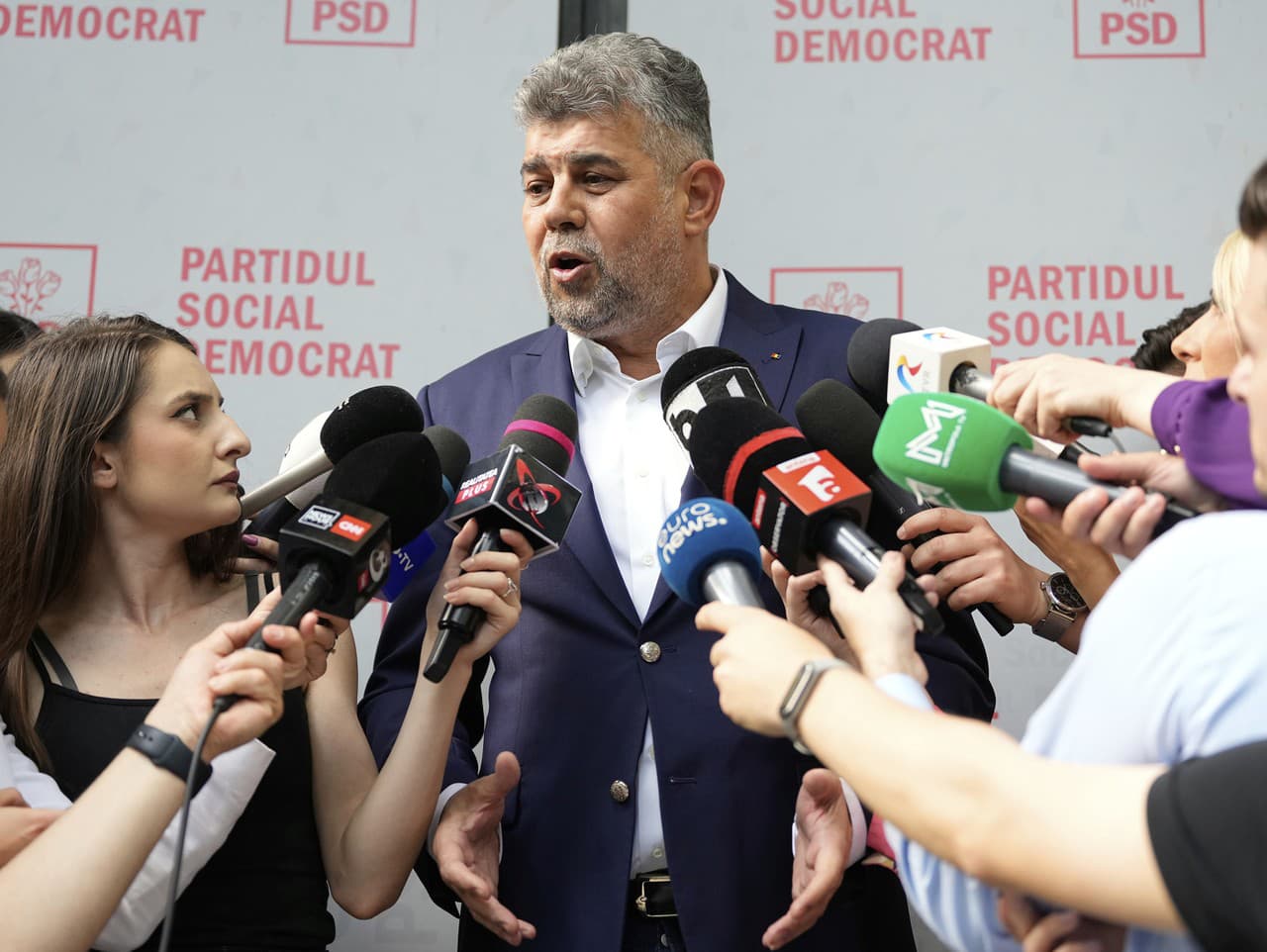 Rumunský premiéer Marcel Ciolacu.