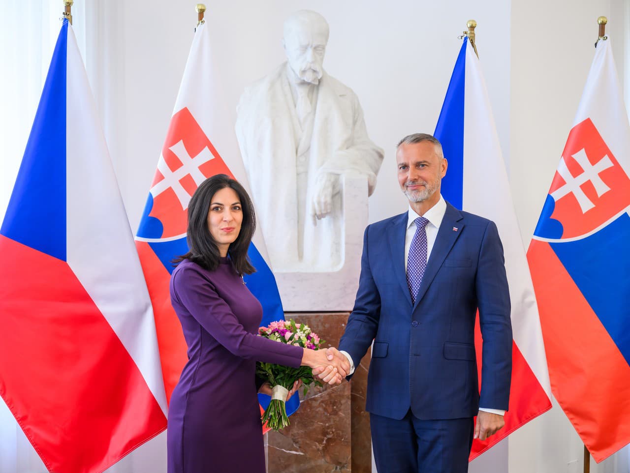 Richard Raši (Hlas-SD) a predsedníčka Poslaneckej snemovne Parlamentu ČR Markéta Pekarová Adamová