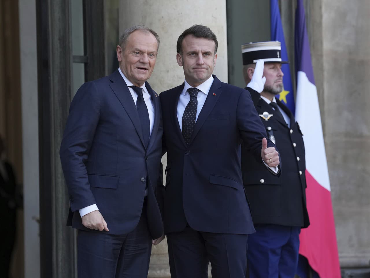 Donald Tusk a Emmanuel Macron
