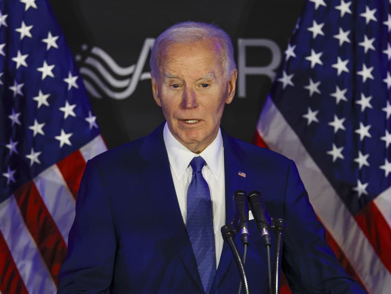 Joe Biden má posledné štádium rakoviny.