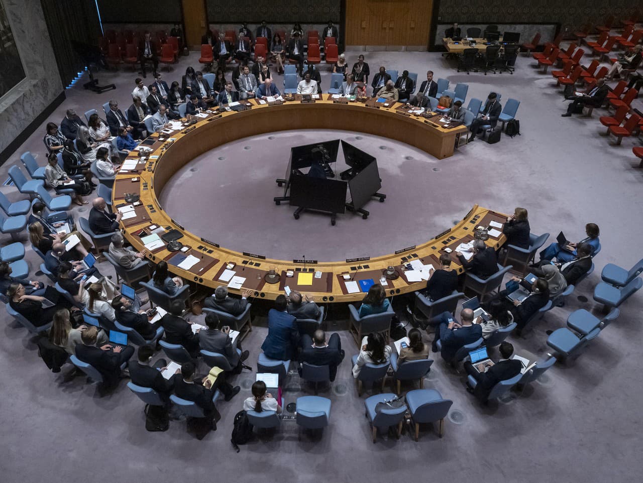 Zasadnutie Bezpečnostnej rady OSN venované jadrovému programu Iránu v sídle OSN v New Yorku