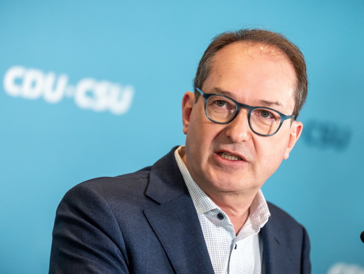 Nemecký minister vnútra Alexander Dobrindt z bavorskej Kresťanskosociálnej únie (CSU)