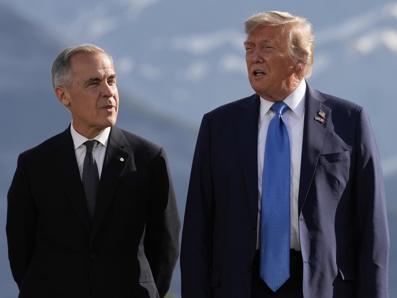 Mark Carney a Donald Trump na summite G7 v Kanade