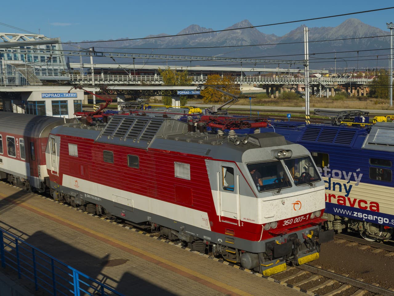 Festivalov Z stavka Navy e Expresy ZSSK Mimoriadne Zastavia Vo V chodnej