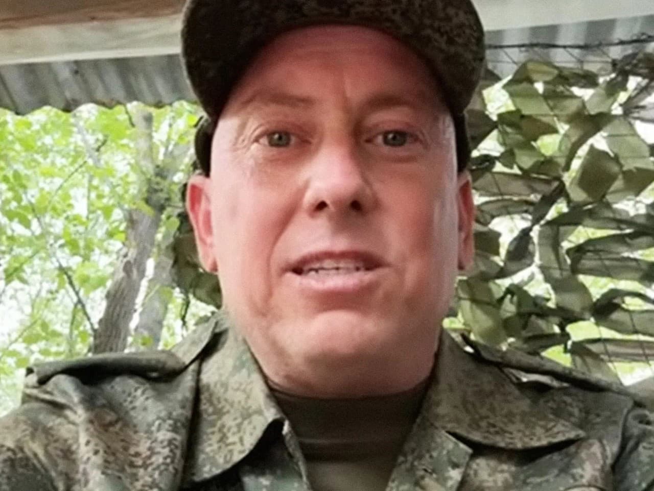 Derek Huffman ušiel z USA do Ruska.