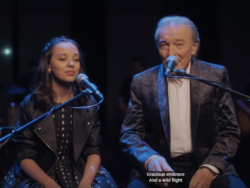 Karel Gott (†80) s dcérou Charlotte Ellou.