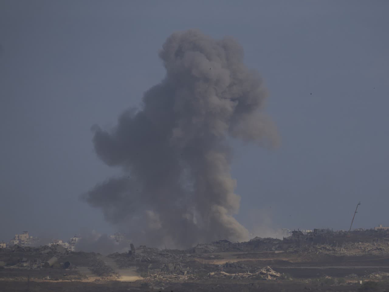 letecké útoky v Pásme Gazy