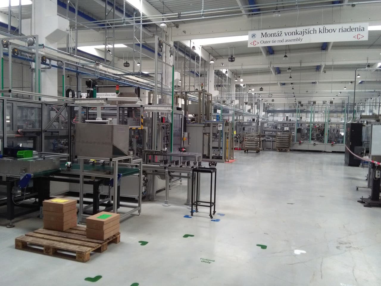 Na snímke výrobná hala spoločnosti ZF Friedrichshafen AG v Detve 