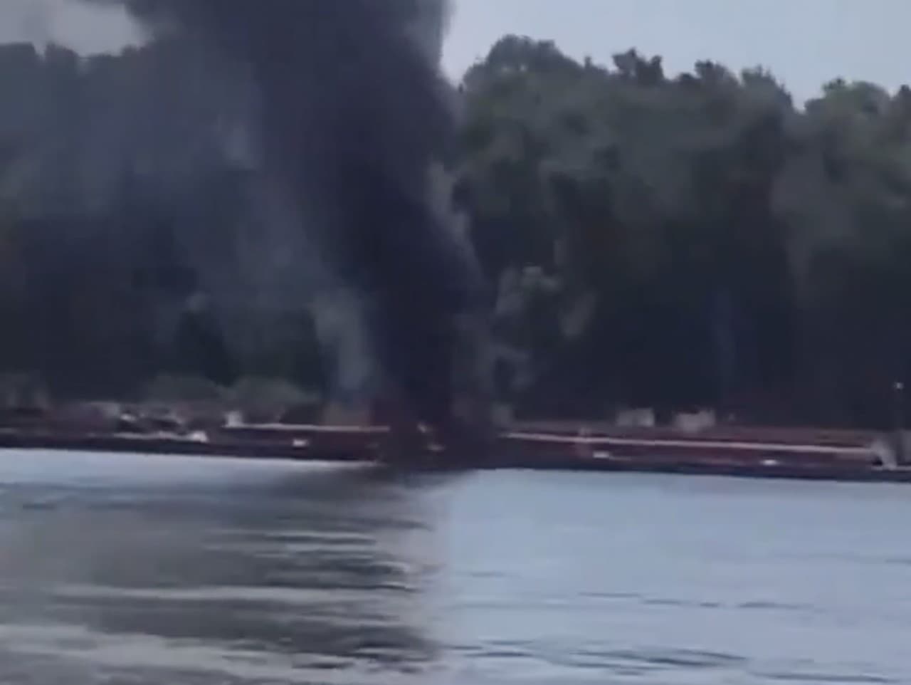 Nad riekou Mississippi spadol vrtuľník