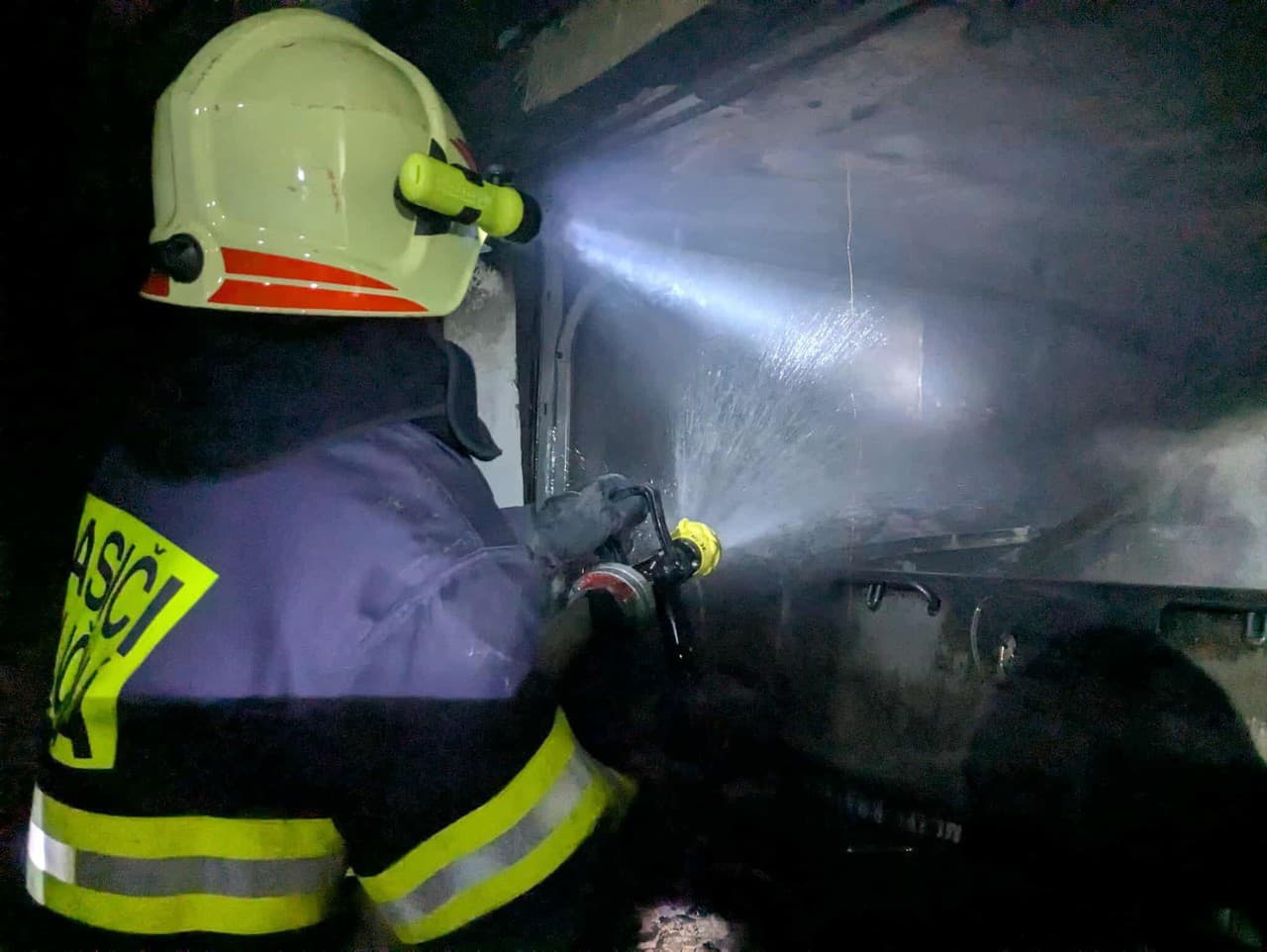 Požiar rodinného domu v Dolnom Kubíne v časti Beňová Lehota