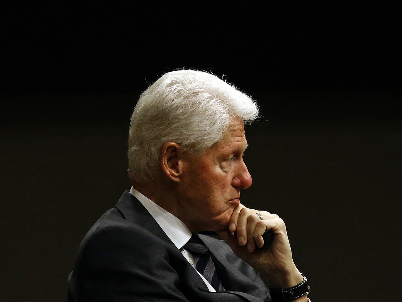 Bill Clinton dnes ľutuje svoju úlohu v rokovaniach o Budapeštianskom memorande z roku 1994.