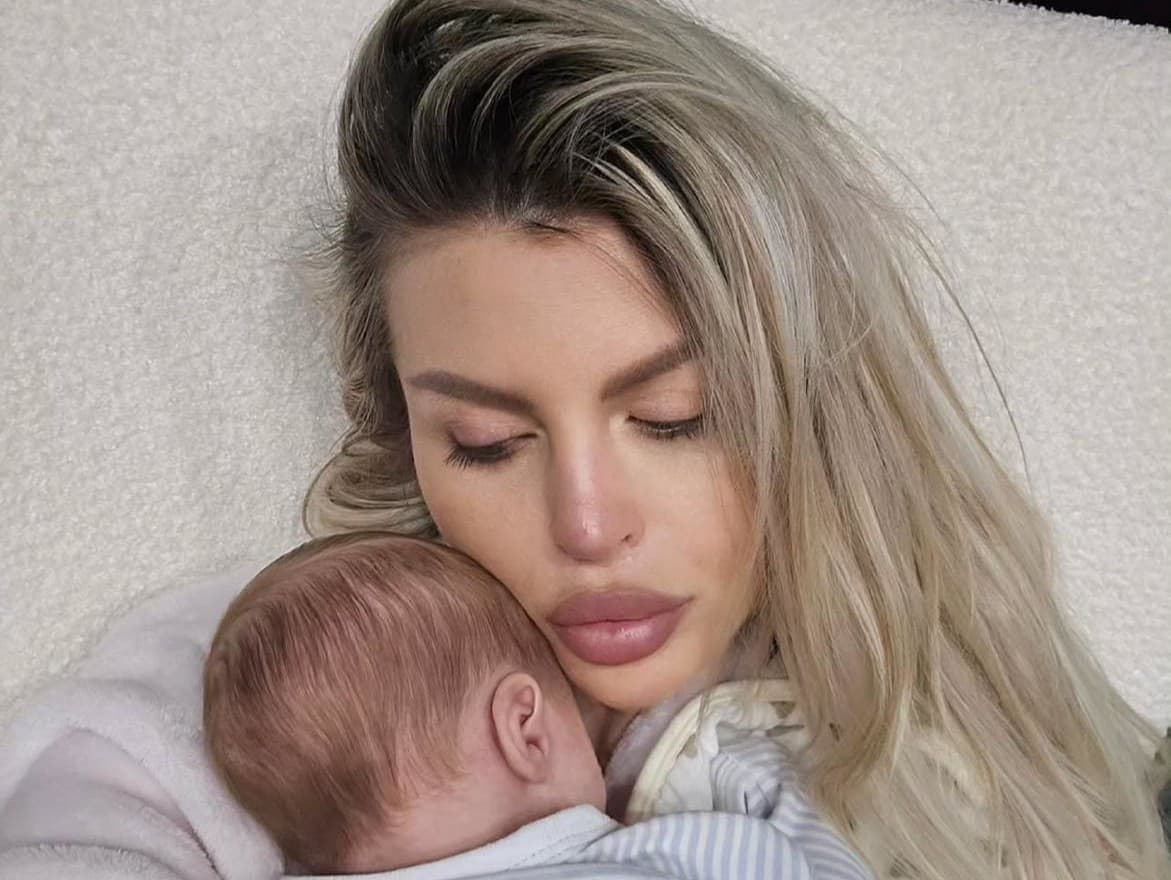 Syn Karlosa Vémolu a Lely Ceterovej, Arnold