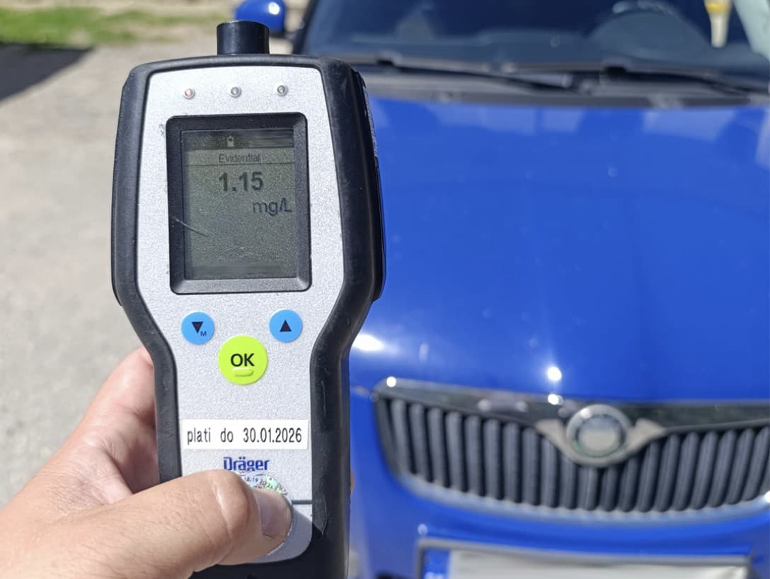 Vodičovi v Klátovej Novej Vsi namerali v dychu 2,4 promile