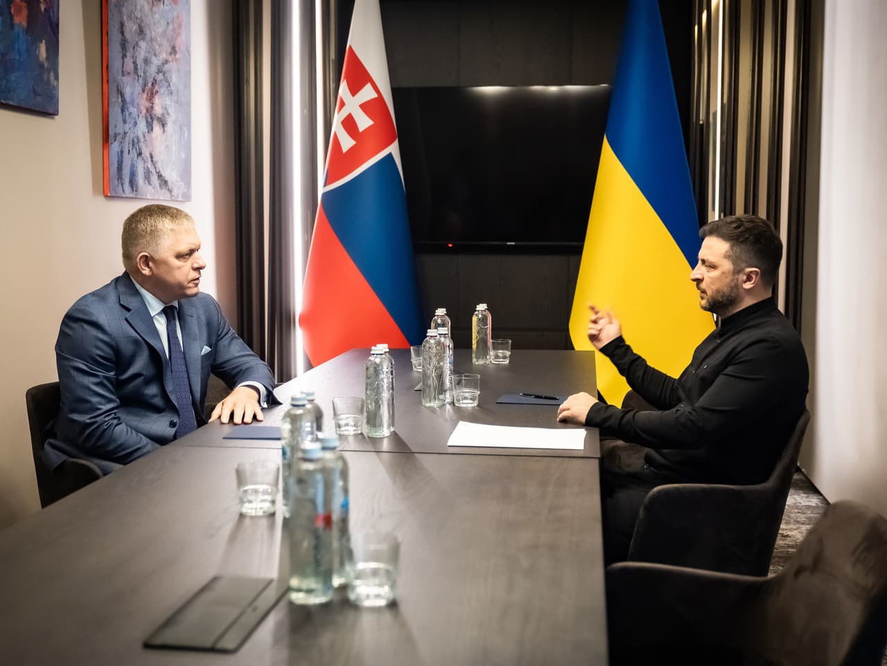 Stretnutie medzi premiérom SR Robertom Ficom a ukrajinským prezidentom Volodymyrom Zelenským