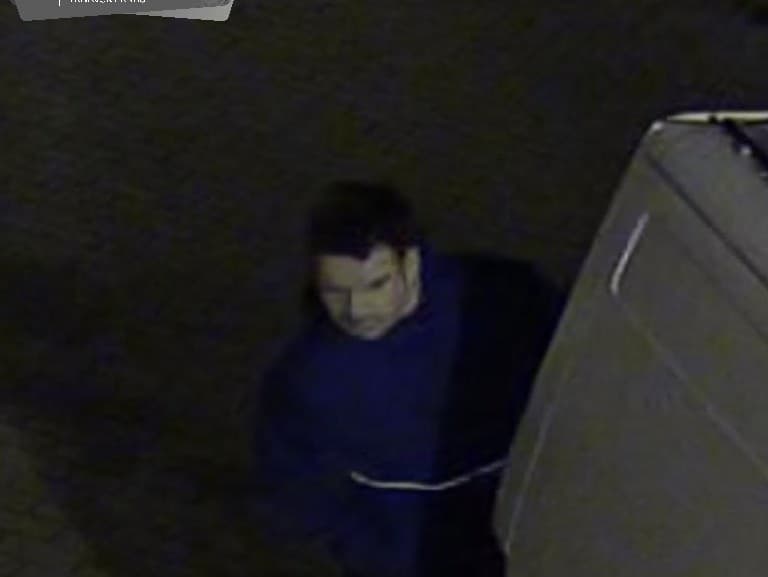 Polícia pátra po mužovi, ktorý ukradol v Skalici vyše 5-tisíc eur