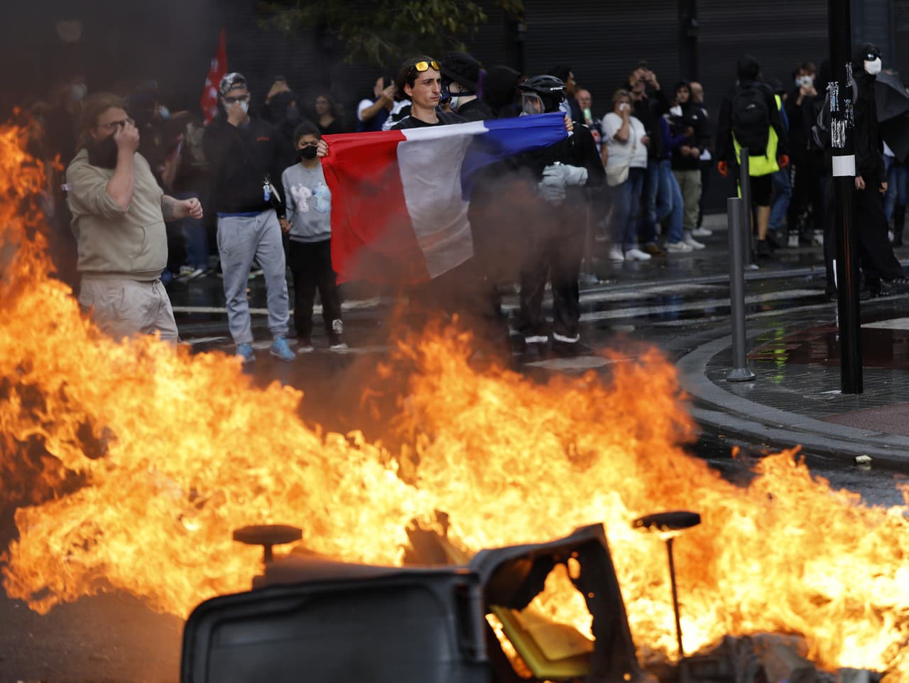 Demonštrácie vo Francúzsku