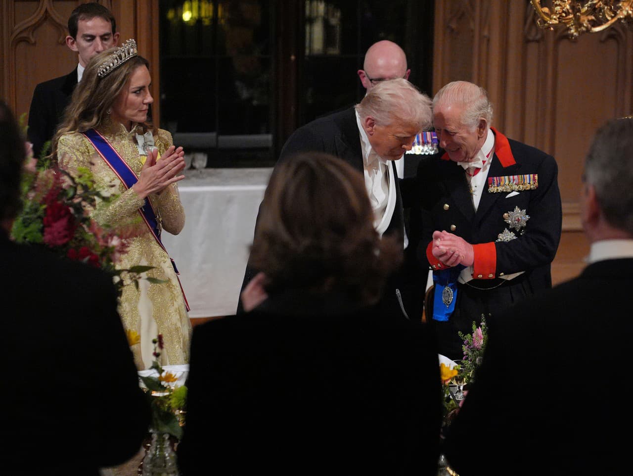 Donald Trump, Karol III. a Kate, princezná z Walesu, sa zúčastnili štátnej hostiny vo Windsorskom zámku v Anglicku