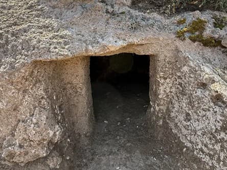 Na talianskom ostrove archeológovia odhalili trojicu unikátnych stavieb.