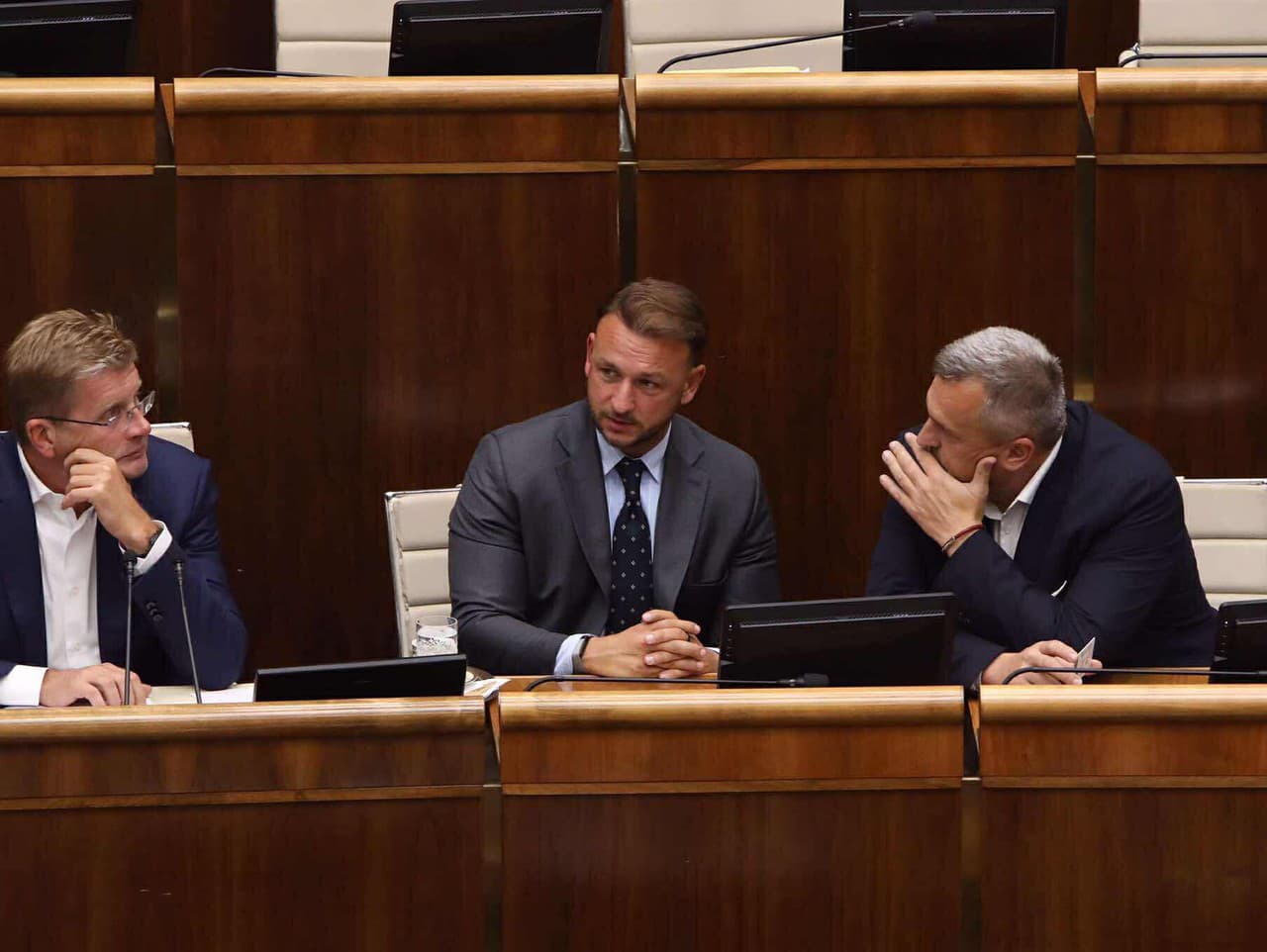 zľava: Peter Žiga, Matúš Šutaj Eštok, Andrej Danko