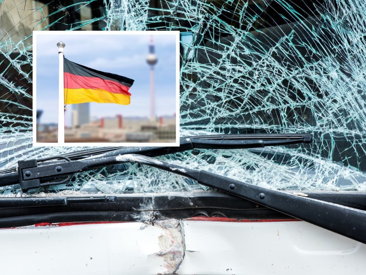 Pri zrážke dvoch autobusov v Hamburgu sa zranilo 20 ľudí